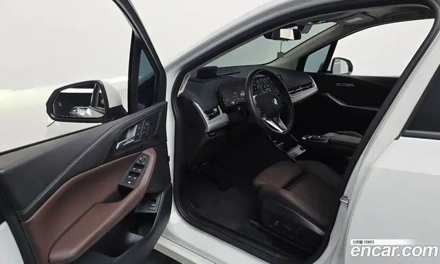 BMW 2 серия 2025 2.0 автомат (гидро), миниатюра 10 BMW 2 серия 2025 2.0 автомат (гидро), миниатюра 10
