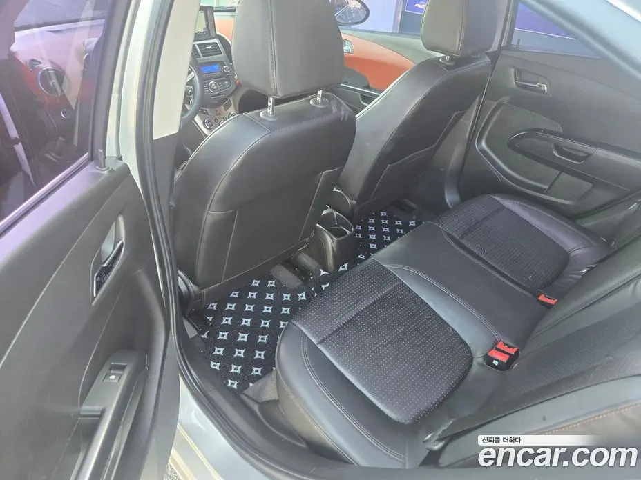Chevrolet Aveo 2013 1.6 автомат (гидро), фото 17