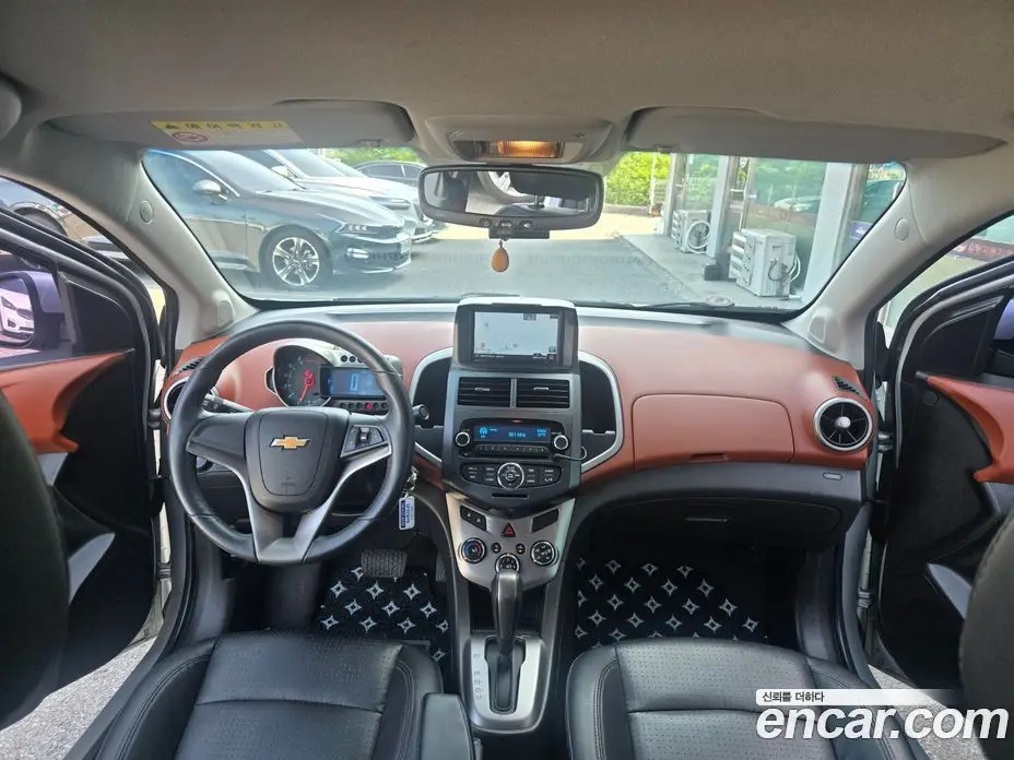 Chevrolet Aveo 2013 1.6 автомат (гидро), фото 7