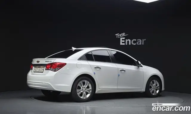 Chevrolet Cruze 2014 1.8 автомат (гидро), миниатюра 2 Chevrolet Cruze 2014 1.8 автомат (гидро), миниатюра 2