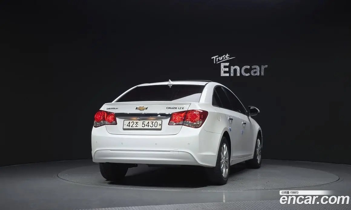 Chevrolet Cruze 2014 1.8 автомат (гидро), фото 4 Chevrolet Cruze 2014 1.8 автомат (гидро), фото 4