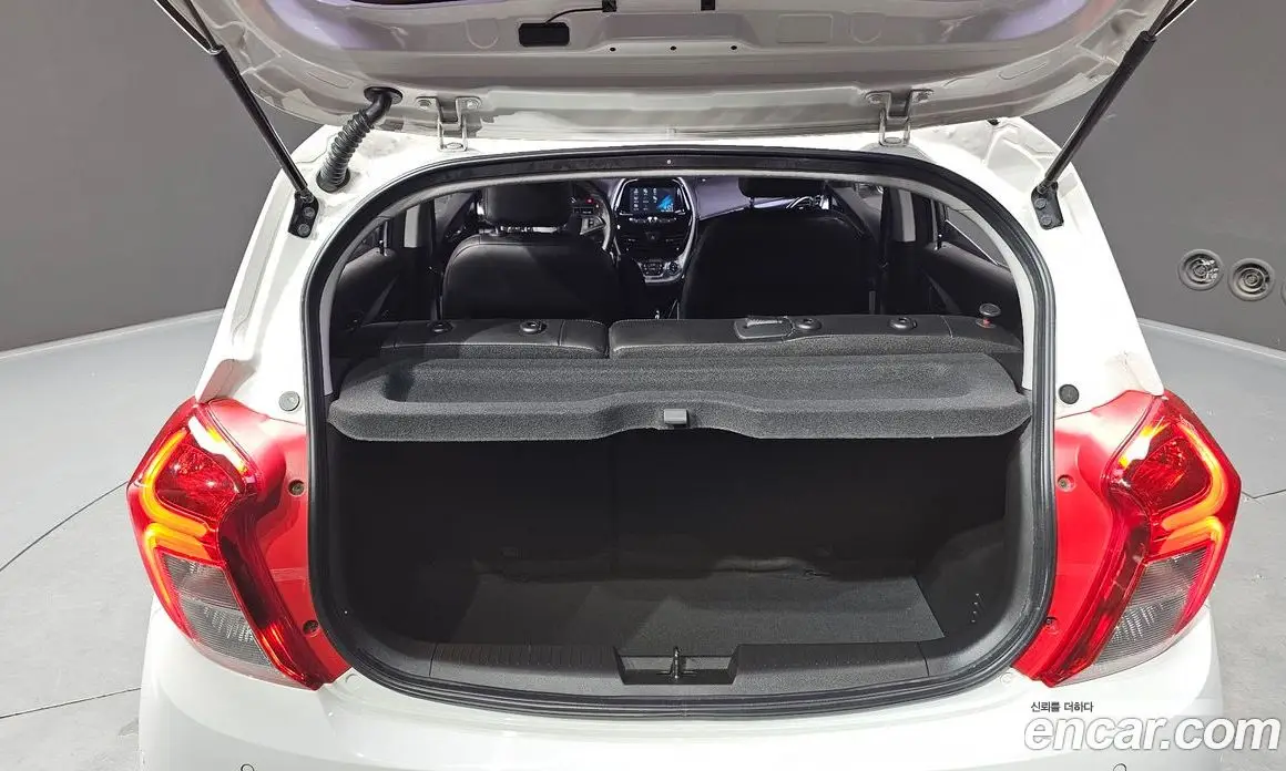 Chevrolet Spark 2016 1.0 автомат (гидро), фото 20
