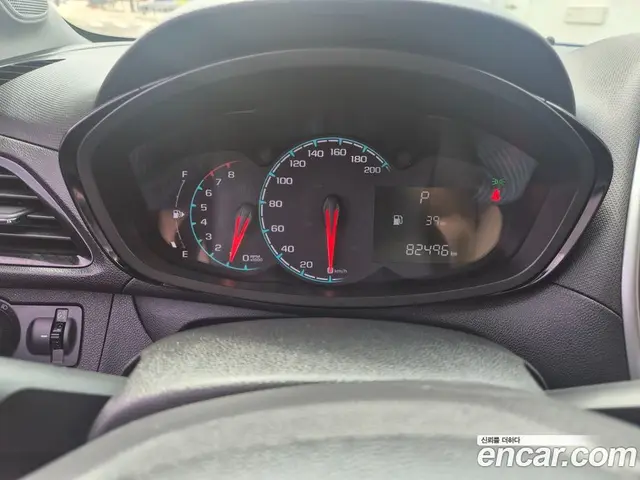 Chevrolet Spark 2016 1.0 автомат (гидро), миниатюра 8