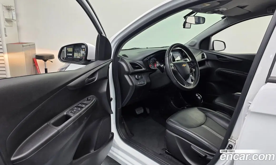 Chevrolet Spark 2019 1.0 автомат (гидро), фото 10 Chevrolet Spark 2019 1.0 автомат (гидро), фото 10