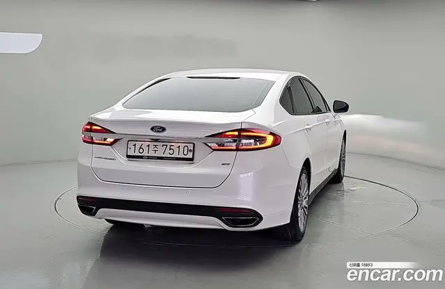 Ford Mondeo 2019 2.0 автомат (гидро), миниатюра 2