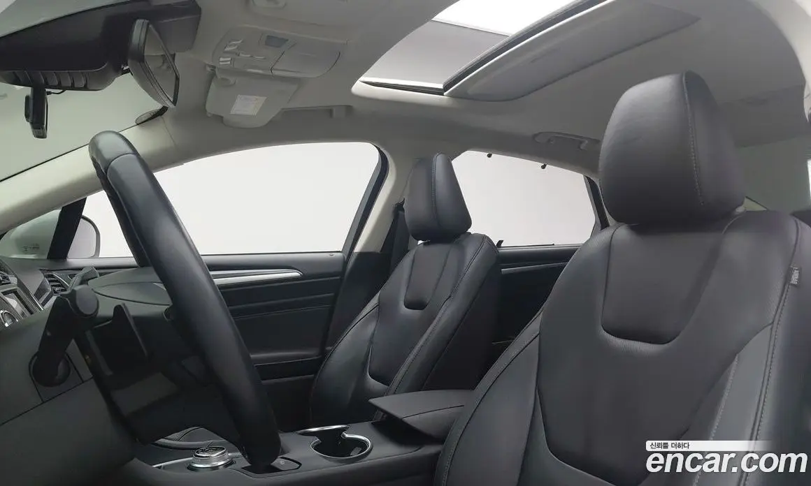 Ford Mondeo 2019 2.0 автомат (гидро), фото 11