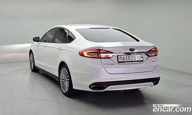 Ford Mondeo 2019 2.0 автомат (гидро), миниатюра 4