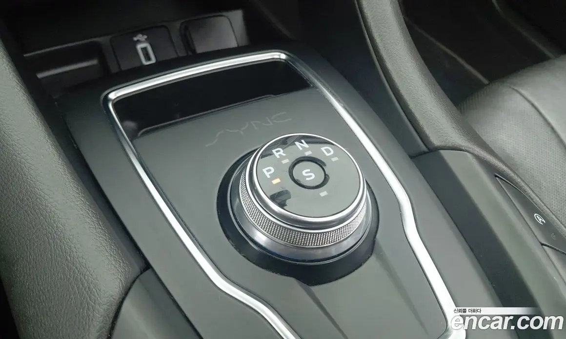 Ford Mondeo 2019 2.0 автомат (гидро), фото 9
