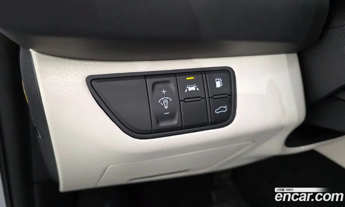 Genesis G70 2020 2.0 автомат (гидро), фото 15 Genesis G70 2020 2.0 автомат (гидро), фото 15