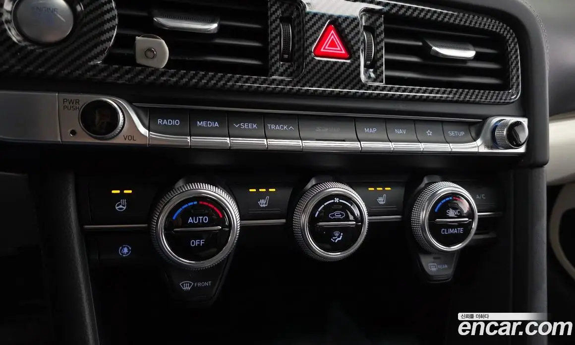 Genesis G70 2020 2.0 автомат (гидро), фото 16 Genesis G70 2020 2.0 автомат (гидро), фото 16
