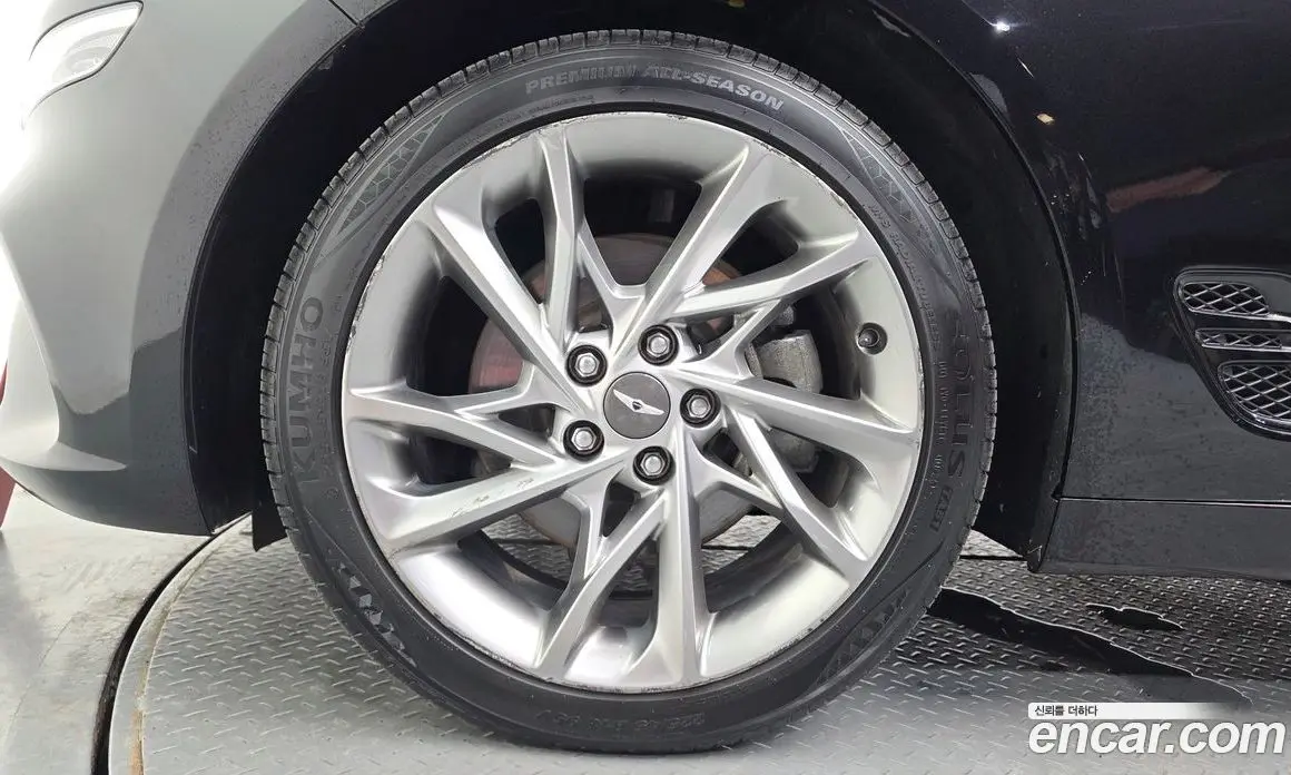 Genesis G70 2020 2.0 автомат (гидро), фото 5 Genesis G70 2020 2.0 автомат (гидро), фото 5
