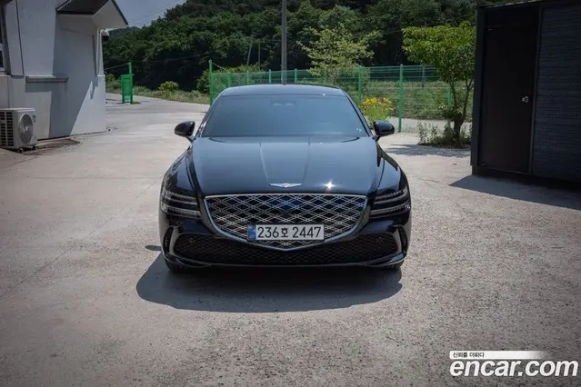 Genesis G80, 2026, 1 327 км