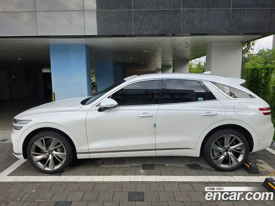 Genesis GV70 2025 2.5 автомат (гидро), фото 1 Genesis GV70 2025 2.5 автомат (гидро), фото 1