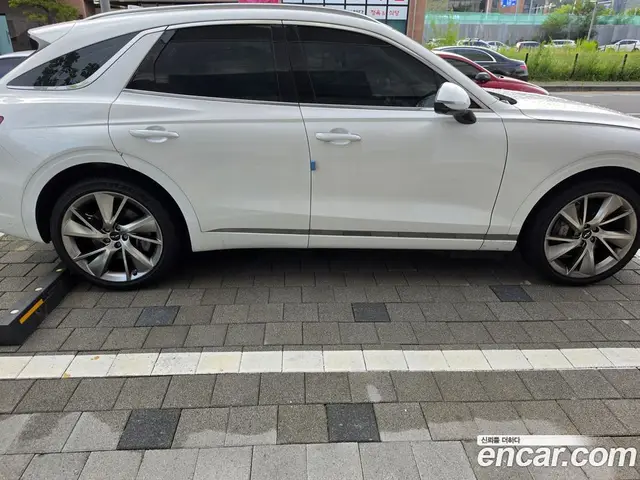 Genesis GV70 2025 2.5 автомат (гидро), миниатюра 2 Genesis GV70 2025 2.5 автомат (гидро), миниатюра 2