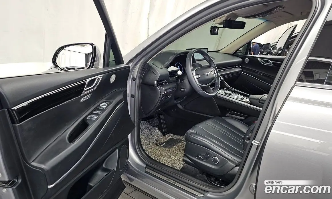 Genesis GV80 2023 2.5 автомат (гидро), фото 10 Genesis GV80 2023 2.5 автомат (гидро), фото 10