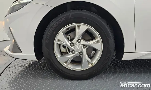 Hyundai Avante 2023 1.6 автомат (гидро), миниатюра 5 Hyundai Avante 2023 1.6 автомат (гидро), миниатюра 5