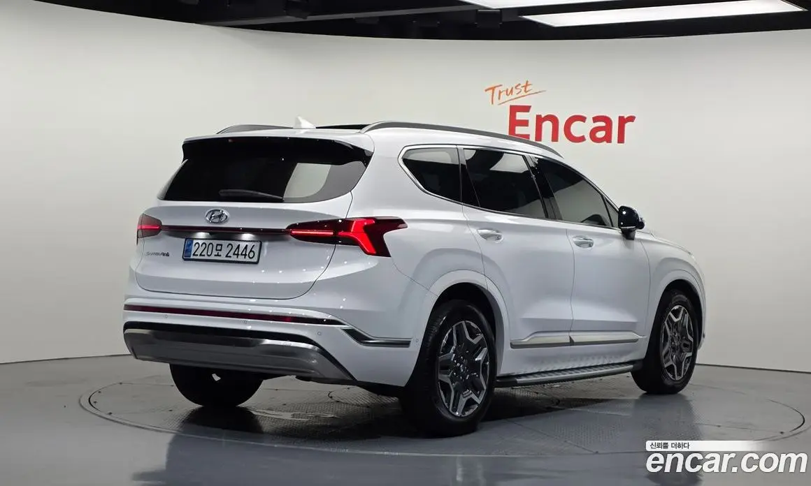 Hyundai Santa Fe 2023 1.6 автомат (гидро), фото 2 Hyundai Santa Fe 2023 1.6 автомат (гидро), фото 2