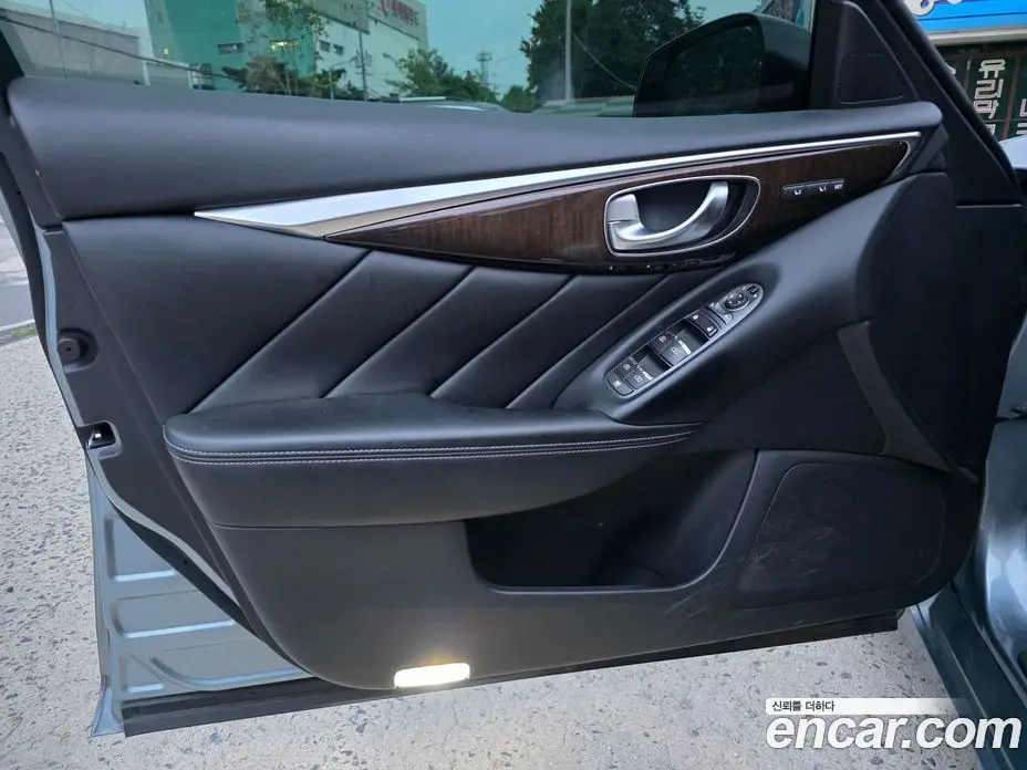 Infiniti Q50 2016 3.5 автомат (гидро), фото 18