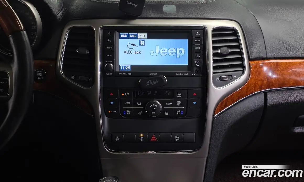 Jeep Cherokee 2011 3.6 автомат (гидро), фото 14