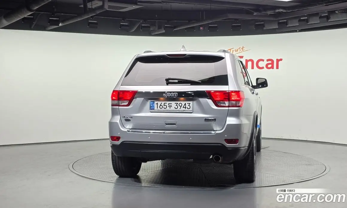 Jeep Cherokee 2011 3.6 автомат (гидро), фото 4