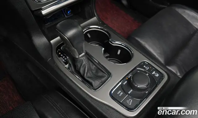 Jeep Cherokee 2018 3.0 автомат (гидро), миниатюра 9