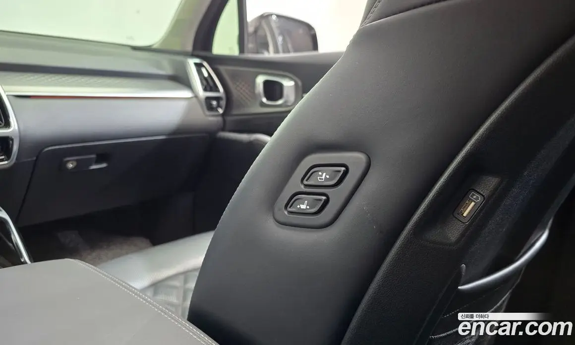 Kia Sorento 2021 2.2 автомат (гидро), фото 12 Kia Sorento 2021 2.2 автомат (гидро), фото 12