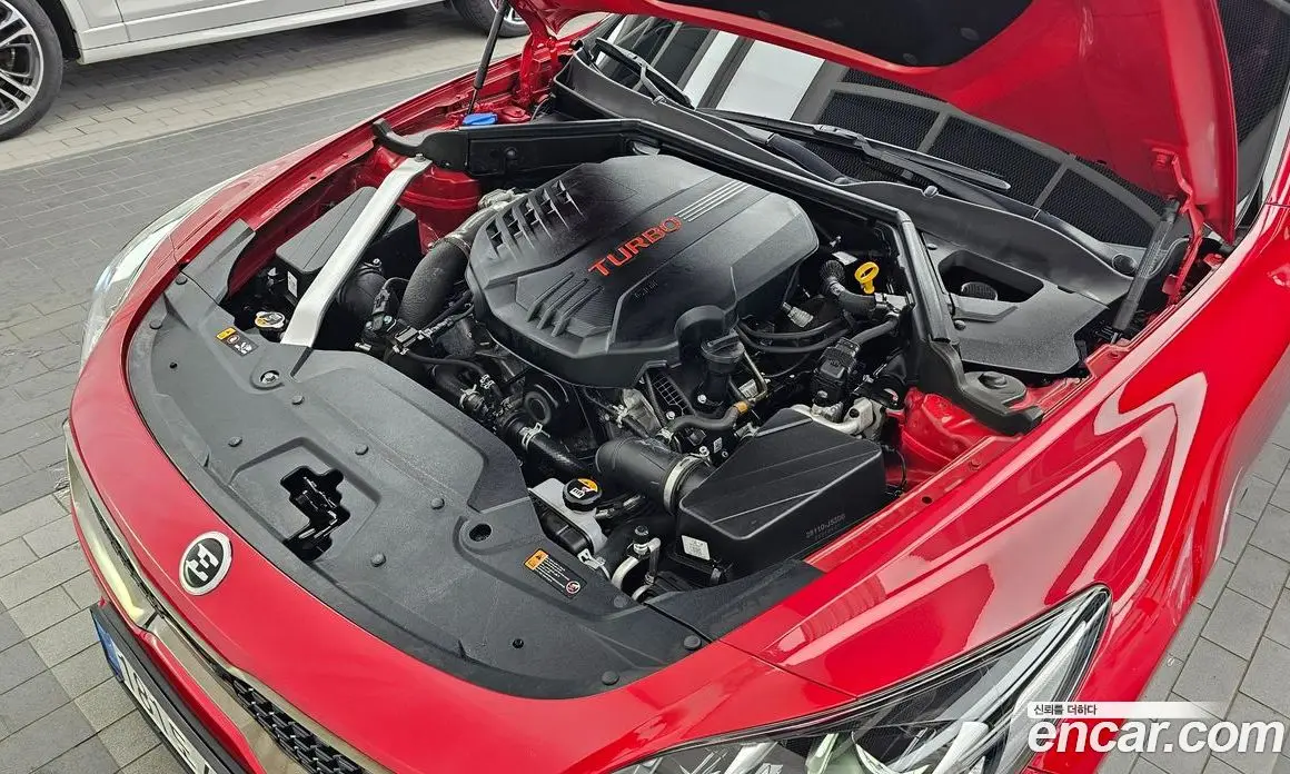 Kia Stinger 2021 3.3 автомат (гидро), фото 6