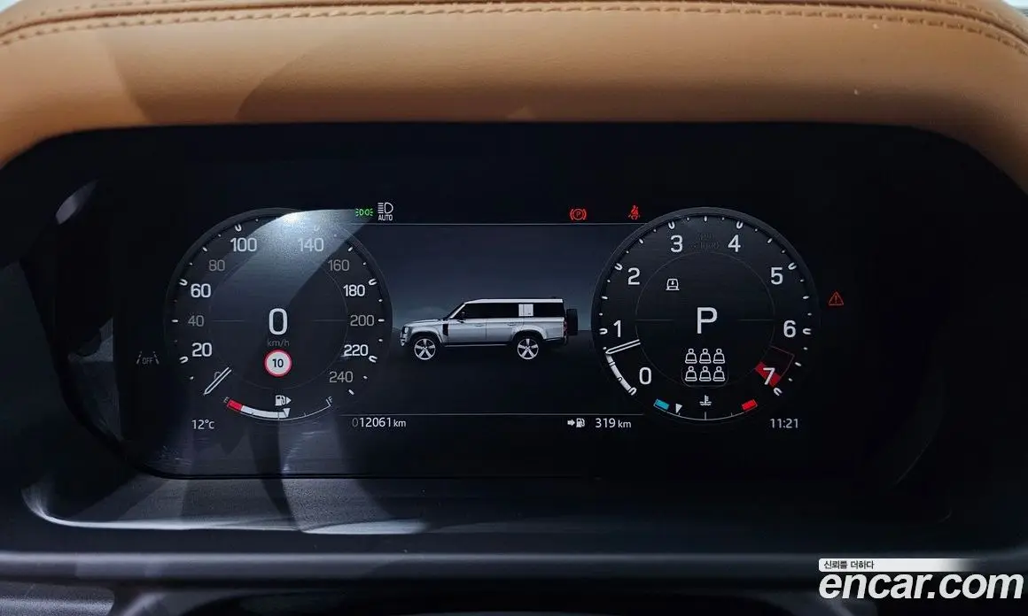 Land Rover Defender 2024 3.0 автомат (гидро), фото 8