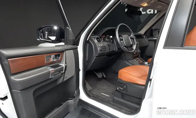 Land Rover Discovery 2016 3.0 автомат (гидро), миниатюра 10 Land Rover Discovery 2016 3.0 автомат (гидро), миниатюра 10