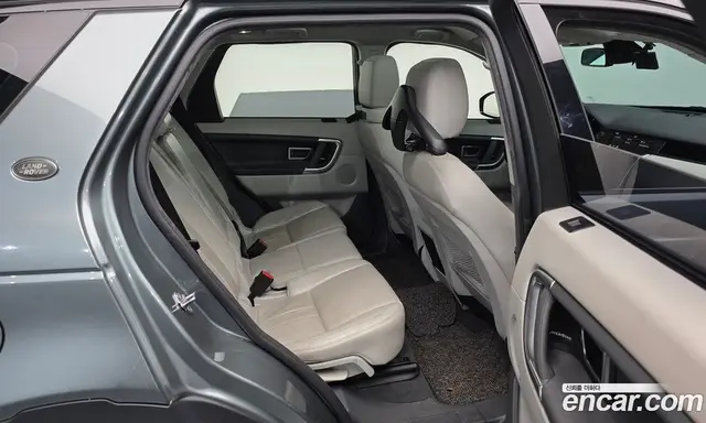 Land Rover Discovery Sport 2018 2.0 автомат (гидро), миниатюра 12