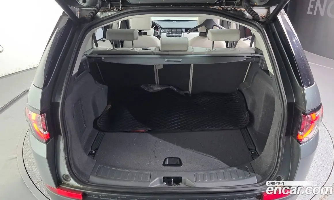 Land Rover Discovery Sport 2018 2.0 автомат (гидро), фото 20 Land Rover Discovery Sport 2018 2.0 автомат (гидро), фото 20