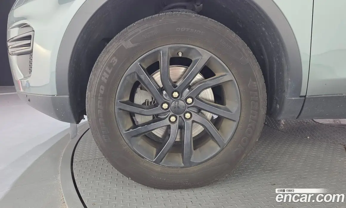 Land Rover Discovery Sport 2018 2.0 автомат (гидро), фото 5 Land Rover Discovery Sport 2018 2.0 автомат (гидро), фото 5