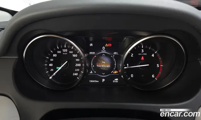 Land Rover Discovery Sport 2018 2.0 автомат (гидро), миниатюра 8 Land Rover Discovery Sport 2018 2.0 автомат (гидро), миниатюра 8