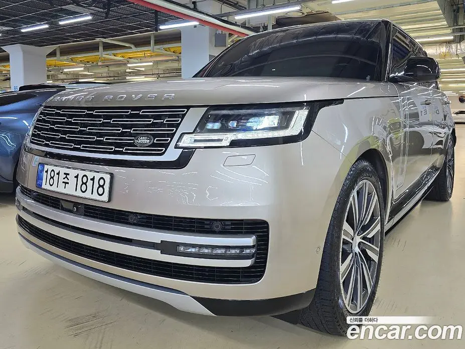 Land Rover Range Rover 2024 4.4 автомат (гидро), фото 1 Land Rover Range Rover 2024 4.4 автомат (гидро), фото 1