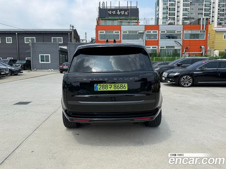 Land Rover Range Rover 2025 4.4 автомат (гидро), фото 3 Land Rover Range Rover 2025 4.4 автомат (гидро), фото 3