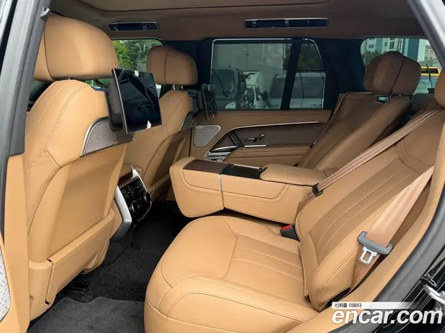 Land Rover Range Rover 2025 4.4 автомат (гидро), миниатюра 8 Land Rover Range Rover 2025 4.4 автомат (гидро), миниатюра 8
