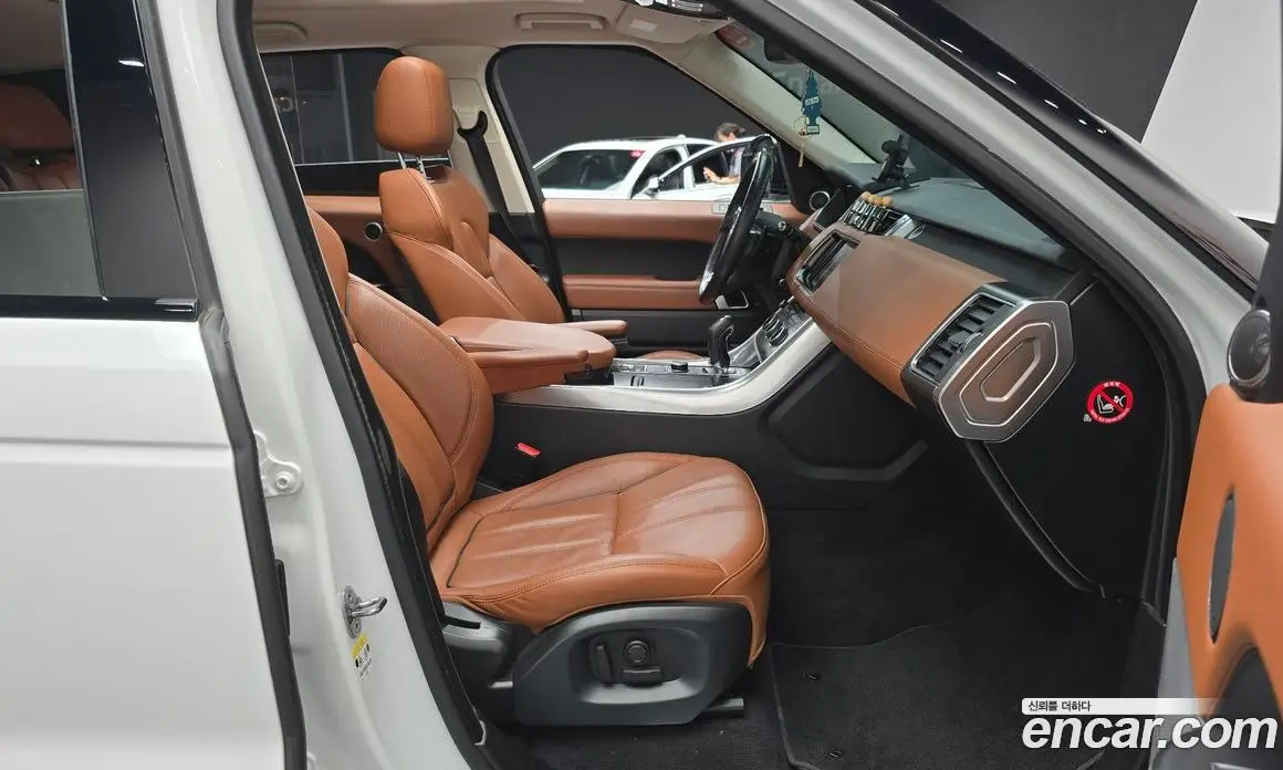 Land Rover Range Rover Sport 2016 3.0 автомат (гидро), фото 11 Land Rover Range Rover Sport 2016 3.0 автомат (гидро), фото 11