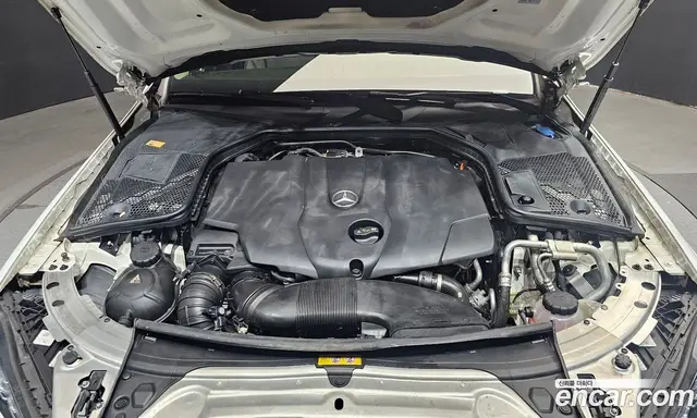 Mercedes-Benz C-Class 2016 2.1 автомат (гидро), миниатюра 6 Mercedes-Benz C-Class 2016 2.1 автомат (гидро), миниатюра 6