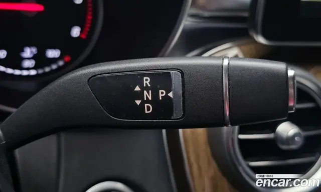 Mercedes-Benz C-Class 2016 2.1 автомат (гидро), миниатюра 9 Mercedes-Benz C-Class 2016 2.1 автомат (гидро), миниатюра 9