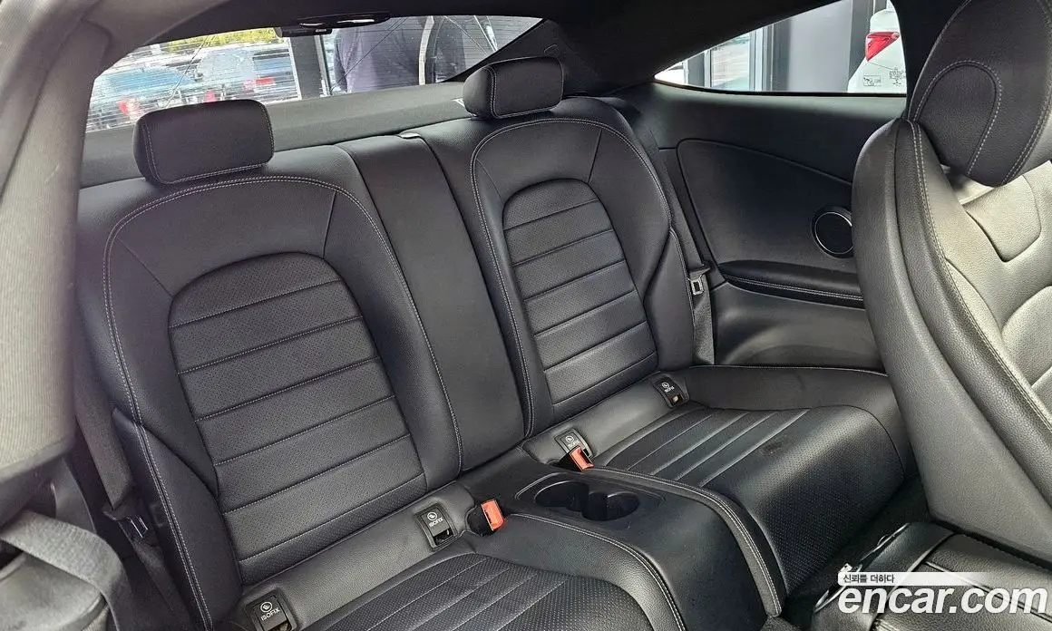 Mercedes-Benz C-Class 2017 2.0 автомат (гидро), фото 12 Mercedes-Benz C-Class 2017 2.0 автомат (гидро), фото 12