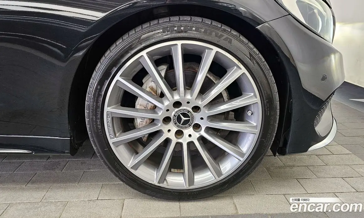 Mercedes-Benz C-Class 2017 2.0 автомат (гидро), фото 5 Mercedes-Benz C-Class 2017 2.0 автомат (гидро), фото 5