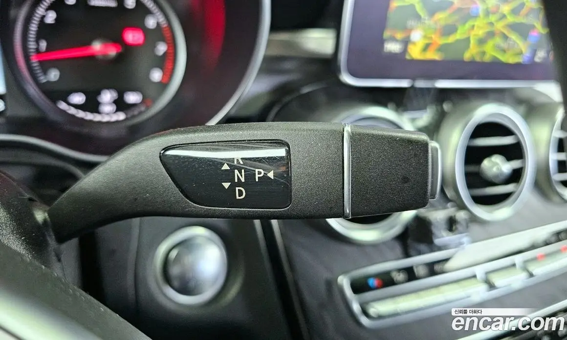 Mercedes-Benz C-Class 2017 2.0 автомат (гидро), фото 9 Mercedes-Benz C-Class 2017 2.0 автомат (гидро), фото 9