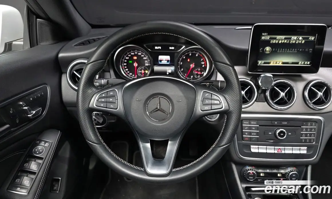 Mercedes-Benz CLA-Class 2017 2.0 автомат (гидро), фото 14 Mercedes-Benz CLA-Class 2017 2.0 автомат (гидро), фото 14