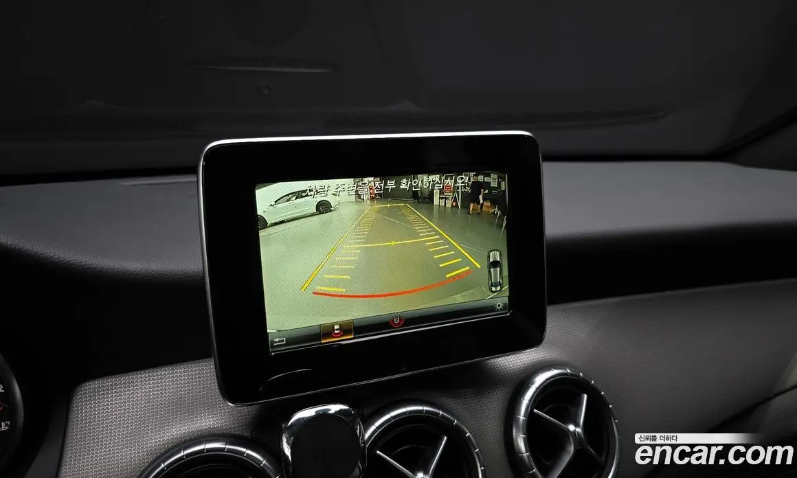 Mercedes-Benz CLA-Class 2017 2.0 автомат (гидро), фото 16 Mercedes-Benz CLA-Class 2017 2.0 автомат (гидро), фото 16