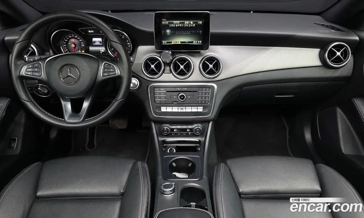 Mercedes-Benz CLA-Class 2017 2.0 автомат (гидро), фото 7 Mercedes-Benz CLA-Class 2017 2.0 автомат (гидро), фото 7
