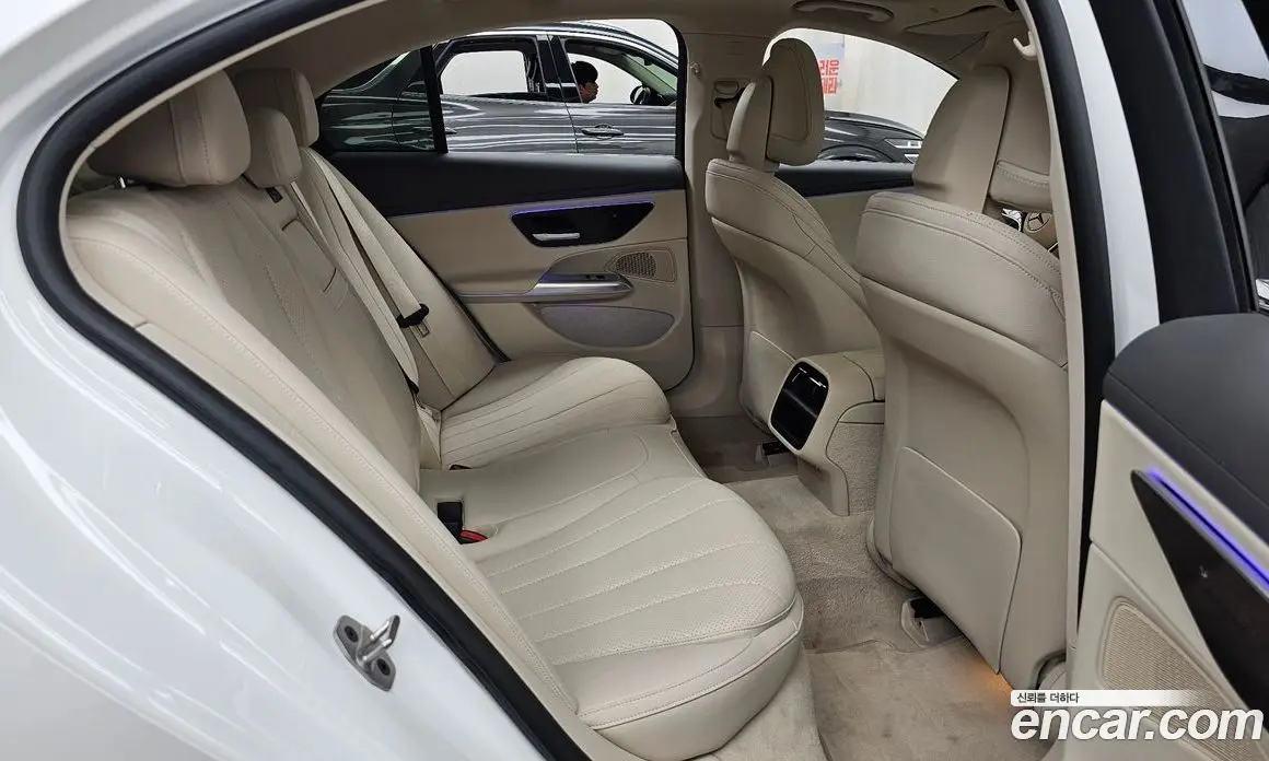 Mercedes-Benz E-Class 2024 2.0 автомат (гидро), фото 12