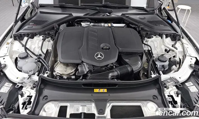 Mercedes-Benz E-Class 2024 2.0 автомат (гидро), миниатюра 6