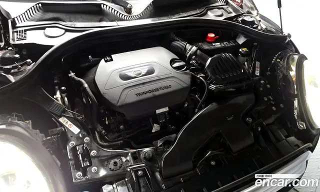 Mini Clubman 2017 2.0 автомат (гидро), миниатюра 6
