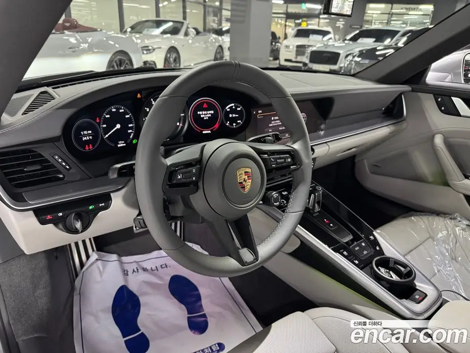 Porsche 911 2024 3.0 автомат (гидро), фото 4