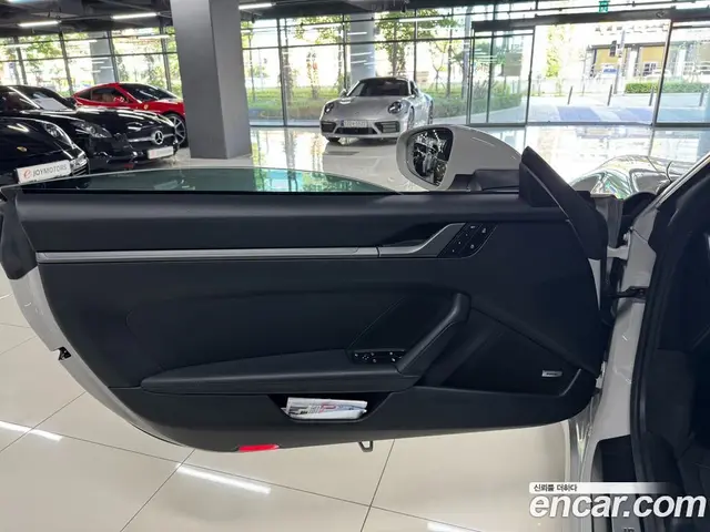 Porsche 911 2024 3.0 автомат (гидро), миниатюра 6 Porsche 911 2024 3.0 автомат (гидро), миниатюра 6